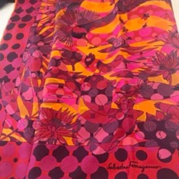 Salvatore Ferragamo SIlk Scarf - Picture 3 of 5